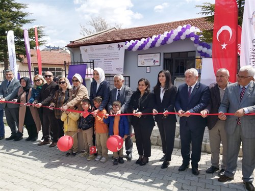 İLİMİZ VALİSİ SAYIN DOÇ. DR. KÜBRA GÜRAN YİĞİTBAŞI İLÇEMİZİ ZİYARET ETTİ