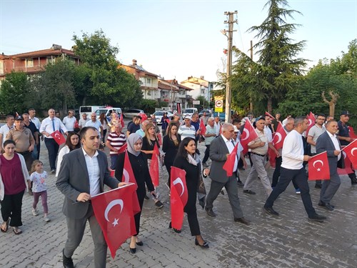 İLÇEMİZDE 15 TEMMUZ DEMOKRASİ VE MİLLİ BİRLİK GÜNÜ ETKİNLİKLERİ